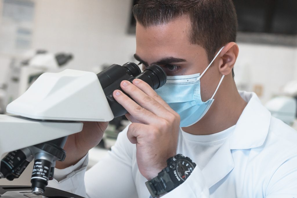 Lab. de Saúde